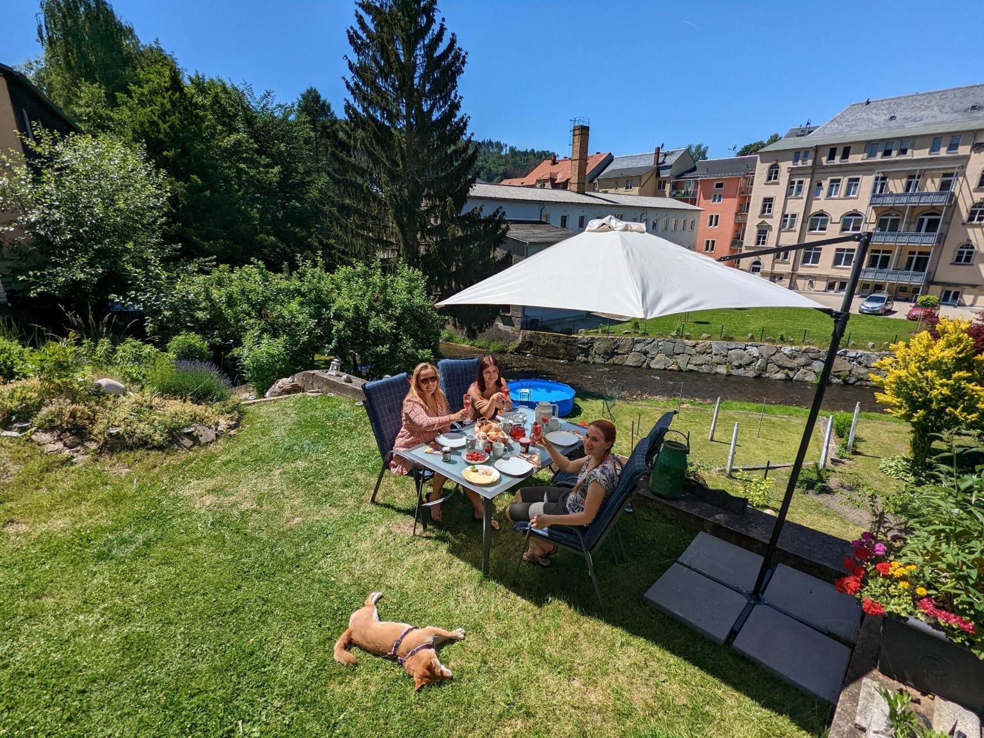 Hw1 - Urlaubsmagie - Sauna&Whirlpool Zum Entspannen Sebnitz Exterior foto